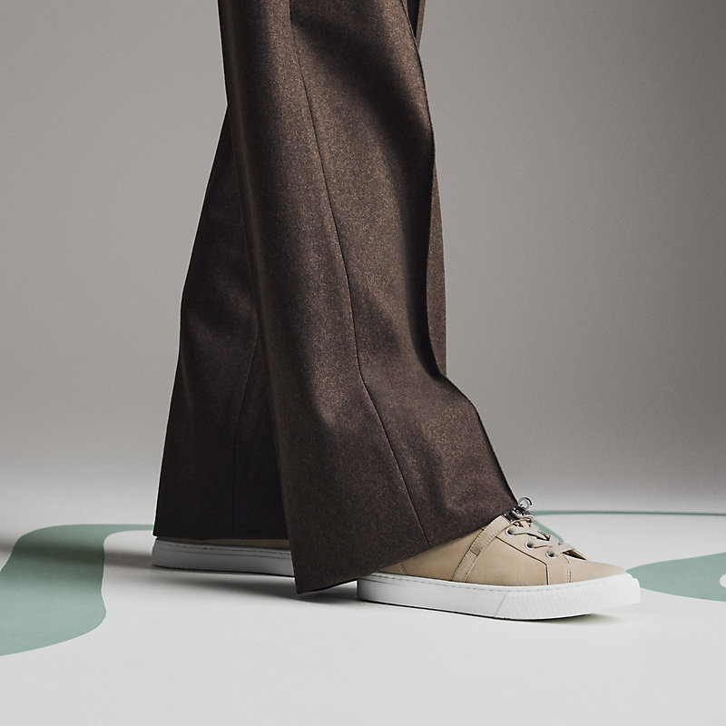 Brid de Galaのパンチングがお洒落HermesDAY スニーカー Day sneaker | Hermès Mainland China